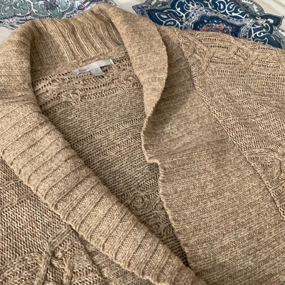 Sweater - Picture 3 of 4